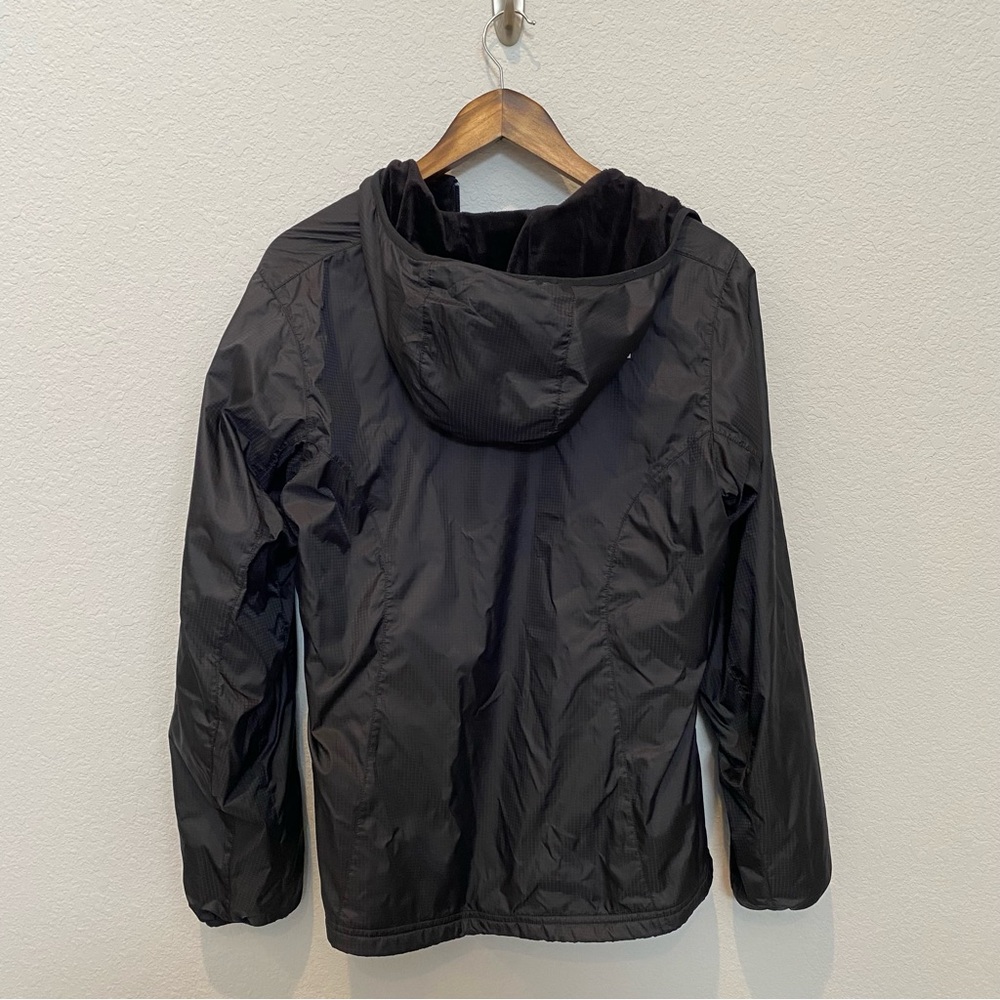 North Face Women’s Black Fleece Lined Raincoat Size M - Picture 2 of 5